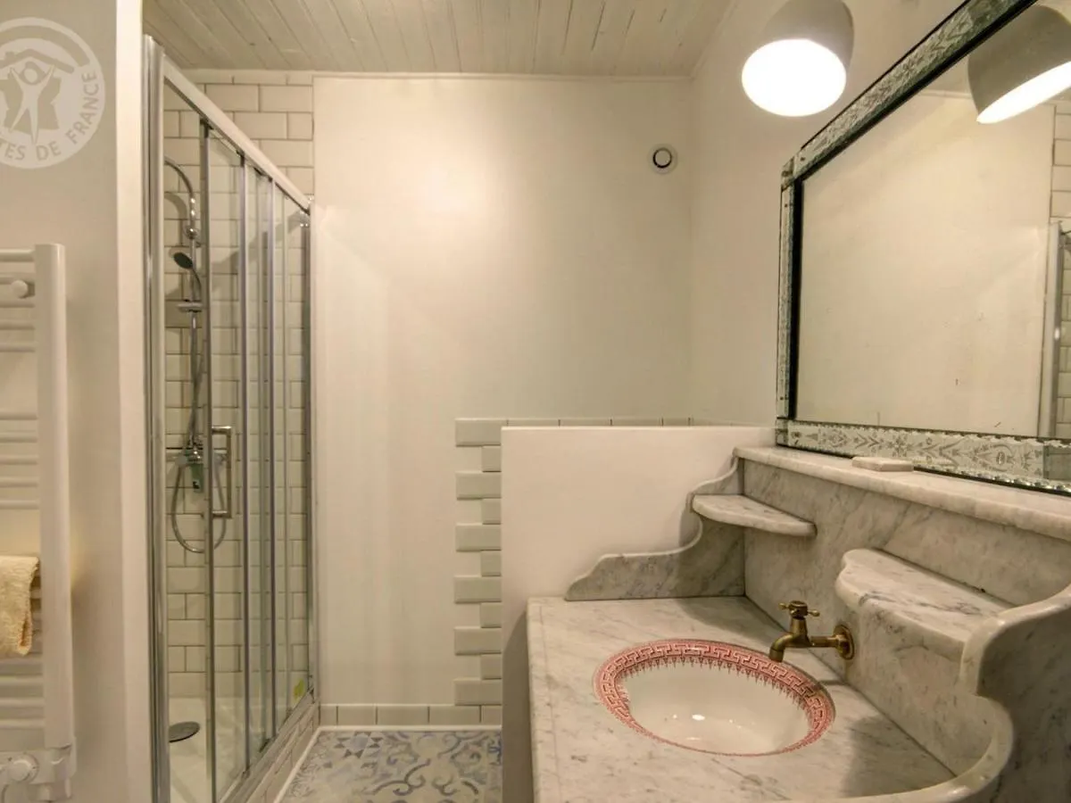 Holiday home Gite Spacieux Avec Jardin Arbore Et Jeux Enfants, A Proximite De St-Etienne Et Lyon - Fr-1-496-147 Montchal France
